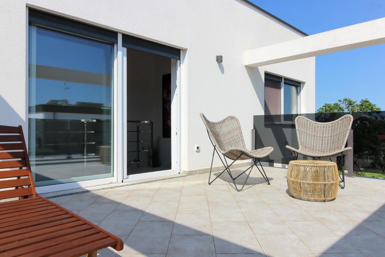 Modern Villa Nerina With Private Pool Near Pula Exterior foto