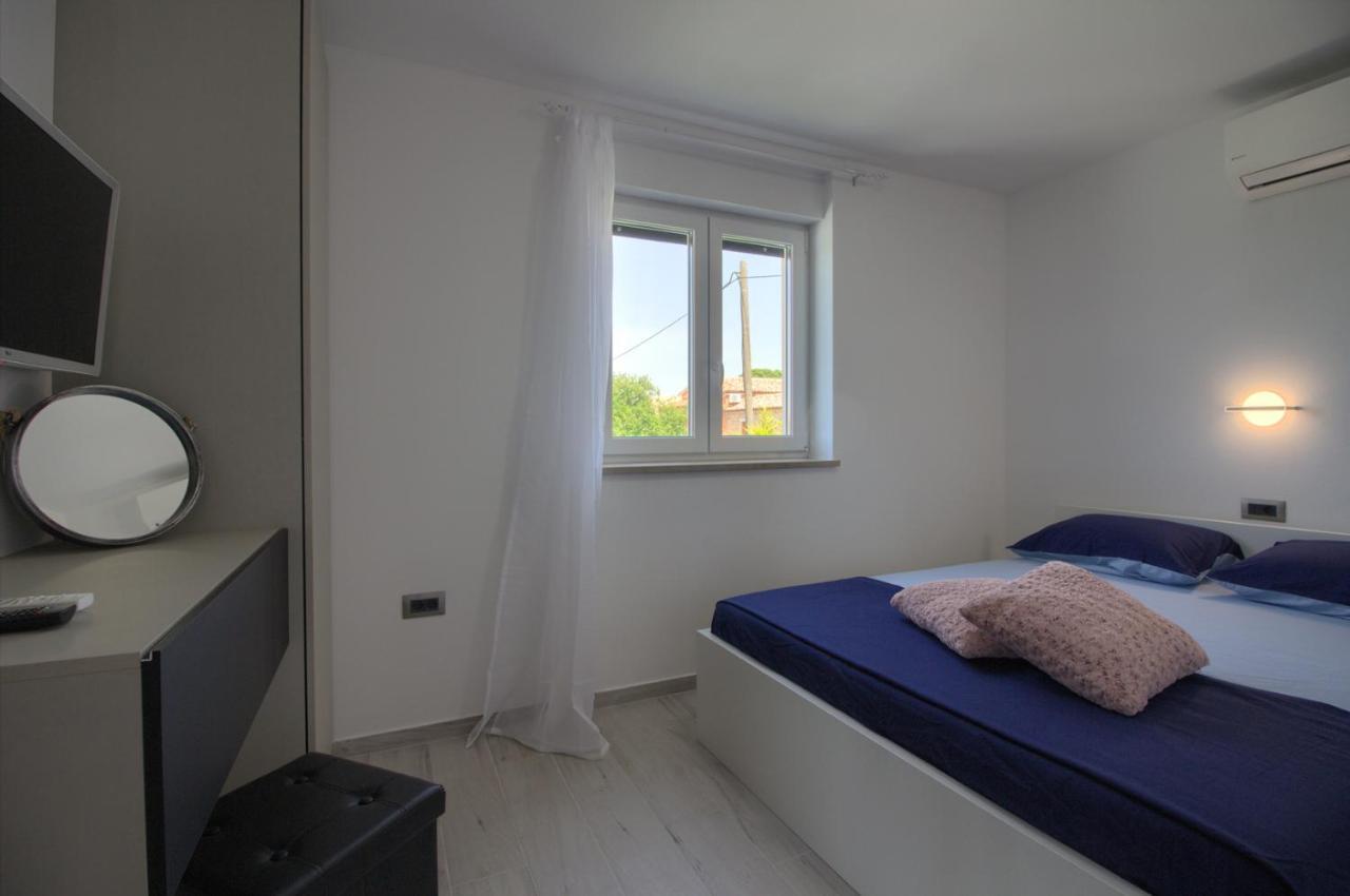 Modern Villa Nerina With Private Pool Near Pula Exterior foto